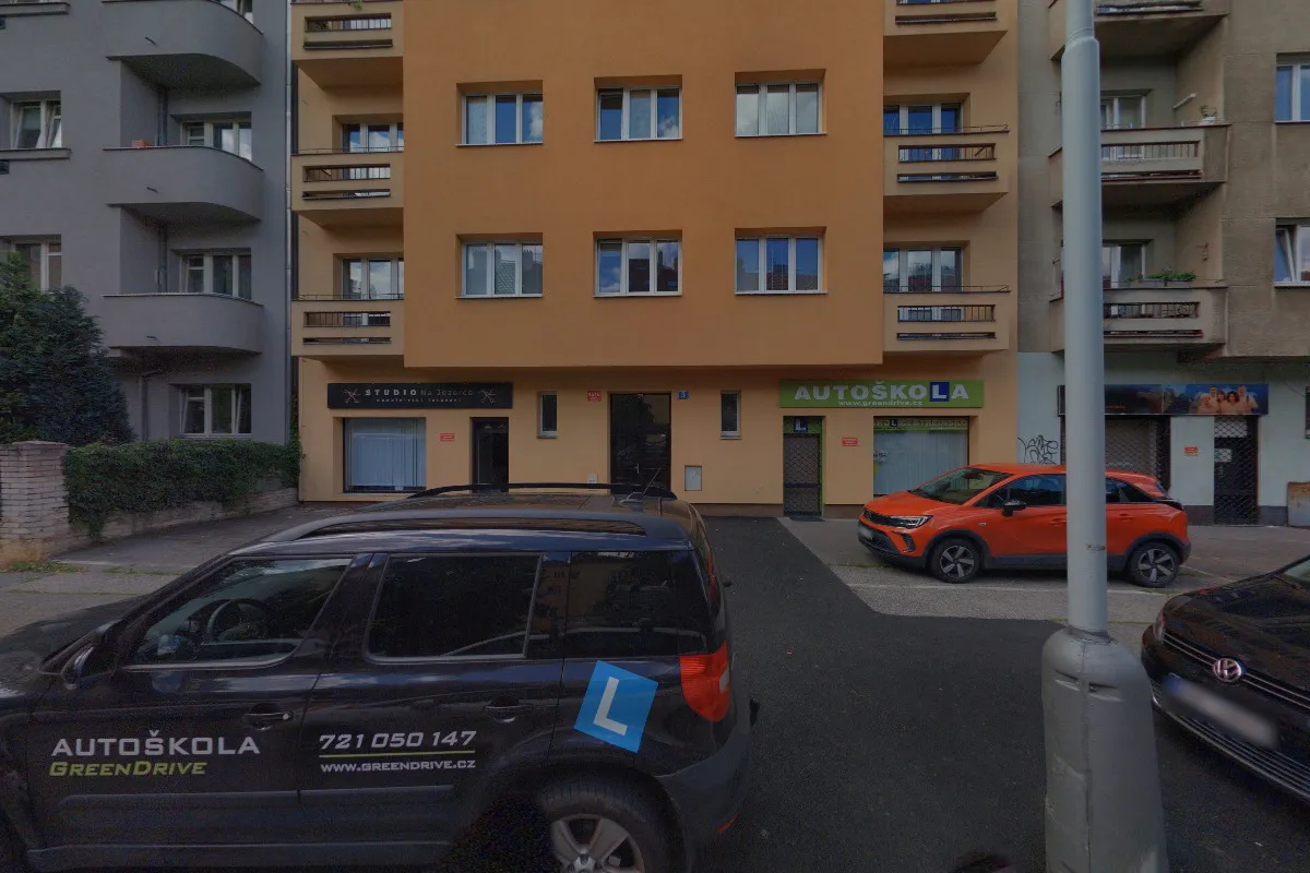 Fotografie autoškoly Autoškola Green Drive s.r.o. v Praze (1)
