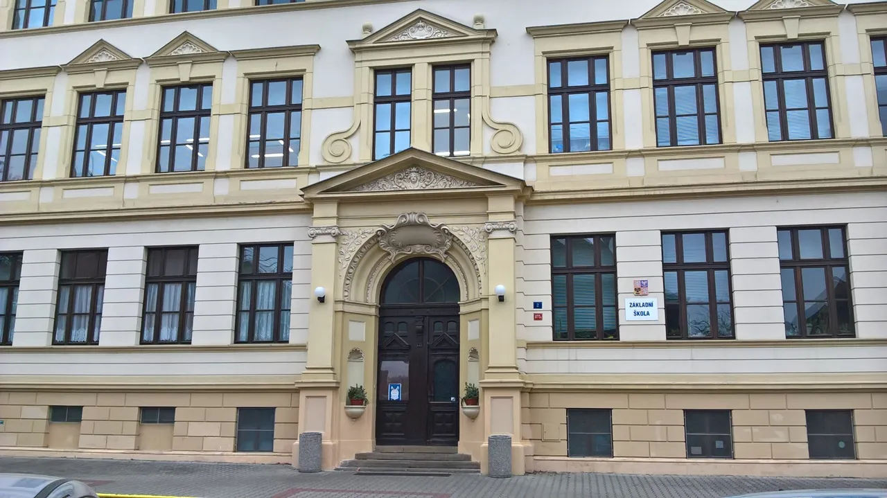 Fotografie autoškoly Autoškola Litoměřice Jan Tománek ve městě Litoměřice (1)
