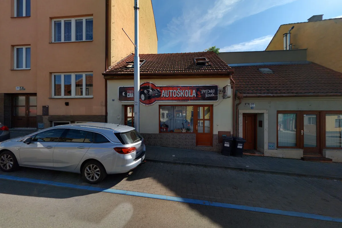 Fotografie autoškoly Autoškola SkoleniRidicu-online.cz v Brně (1)