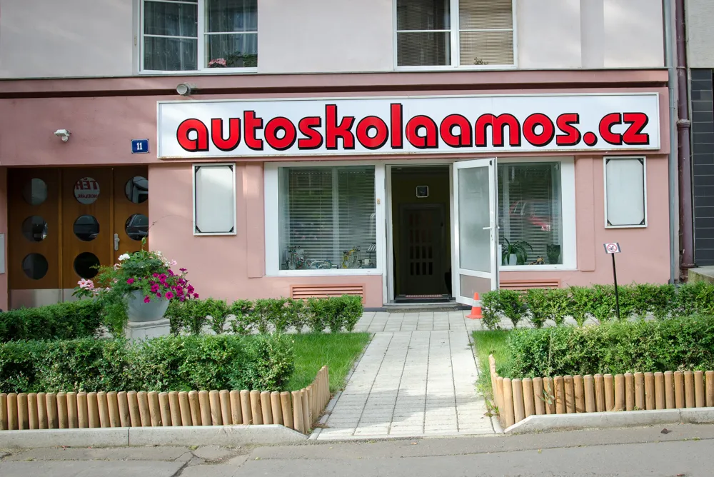 Fotografie autoškoly Autoškola AMOS v Praze (1)