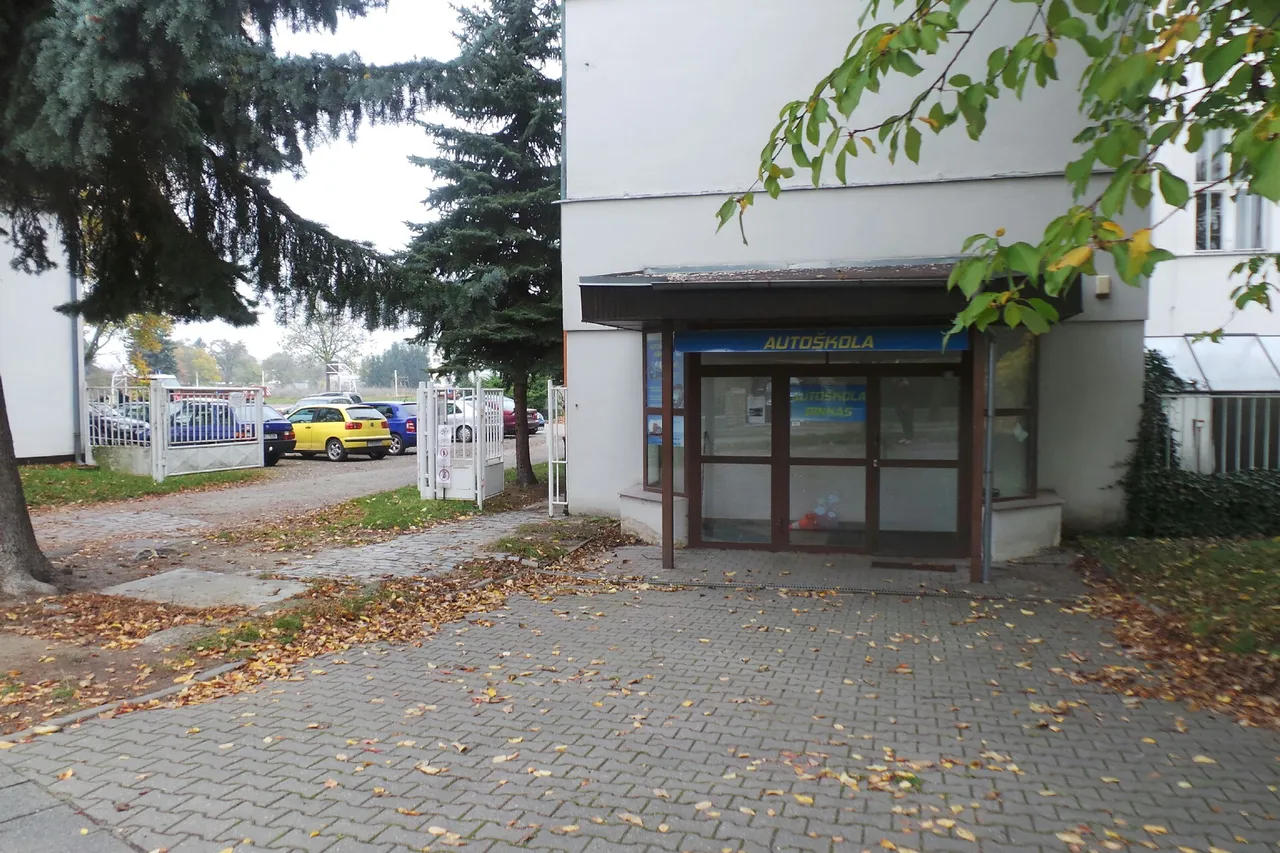 Fotografie autoškoly Autoškola Zdeňka Pinkase ve městě Poděbrady