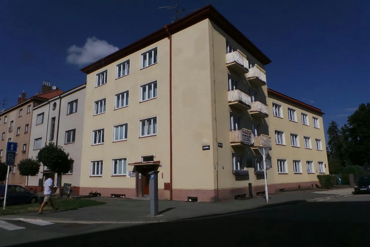 Fotografie autoškoly Autoškola Vlastimil Navrátil v Hradci Králové (2)