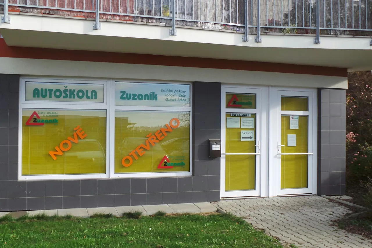 Fotografie autoškoly Školicí středisko a autoškola Vladan Zuzaník v Zlíně (2)