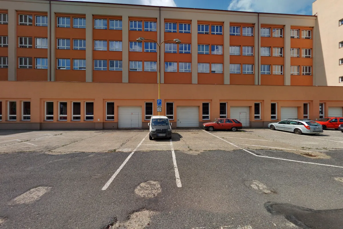 Fotografie autoškoly Autoškola Střední průmyslová škola technická, Jablonec nad Nisou, Belgická 4852 v Jablonci nad Nisou
