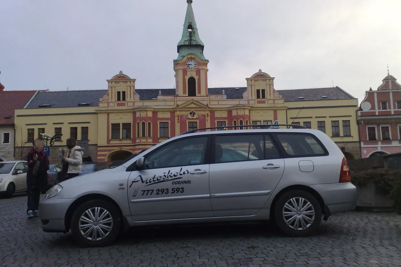 Fotografie autoškoly Autoškola Bořivoj Odehnal v Mělníku (2)