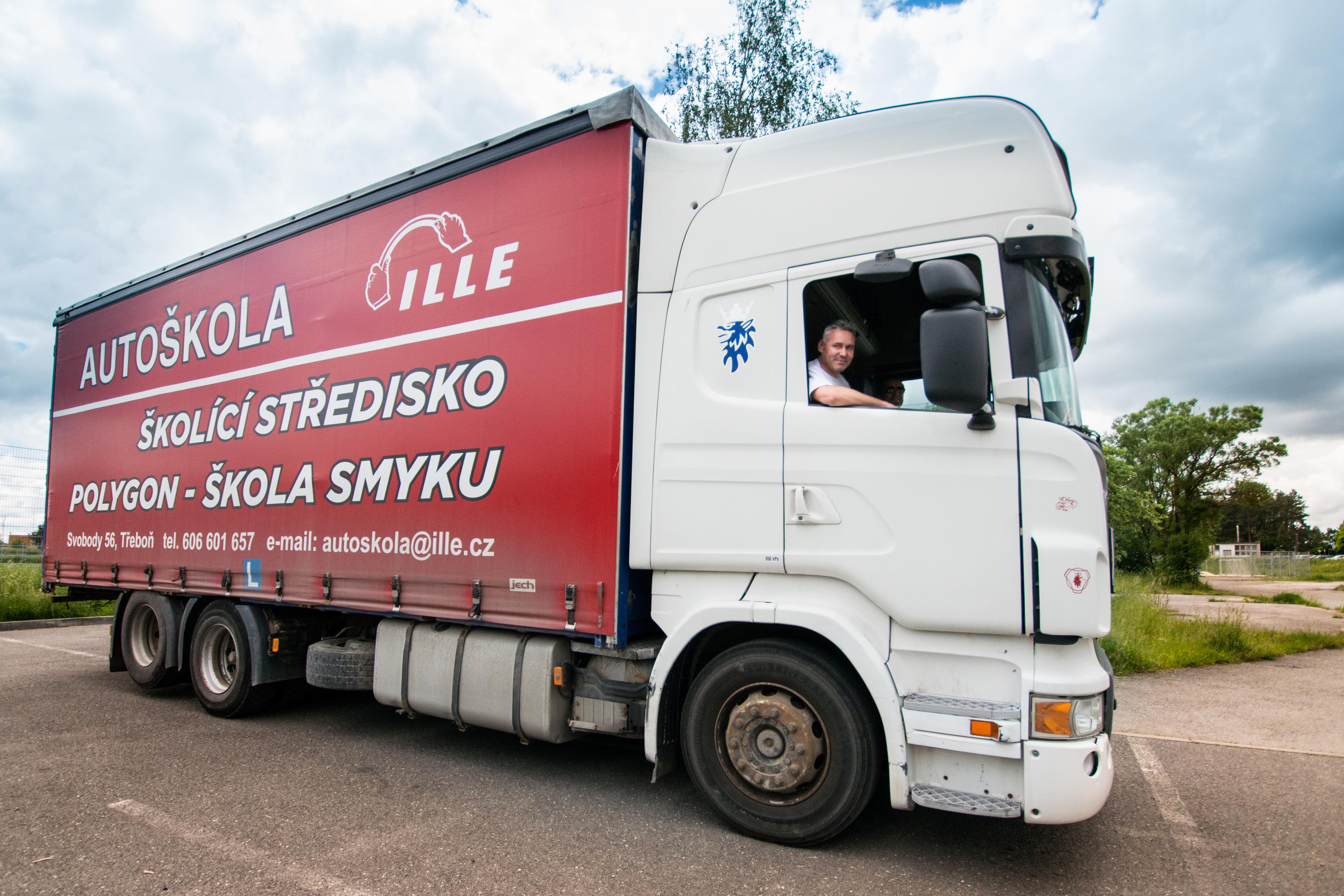 Fotografie autoškoly Autoškola Ille ve městě Třeboň (2)