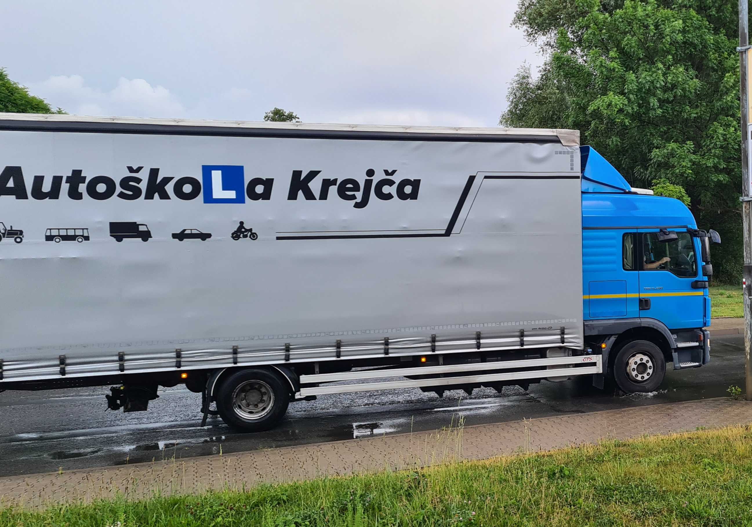 Fotografie autoškoly Autoškola Krejča s.r.o. v Mělníku (1)