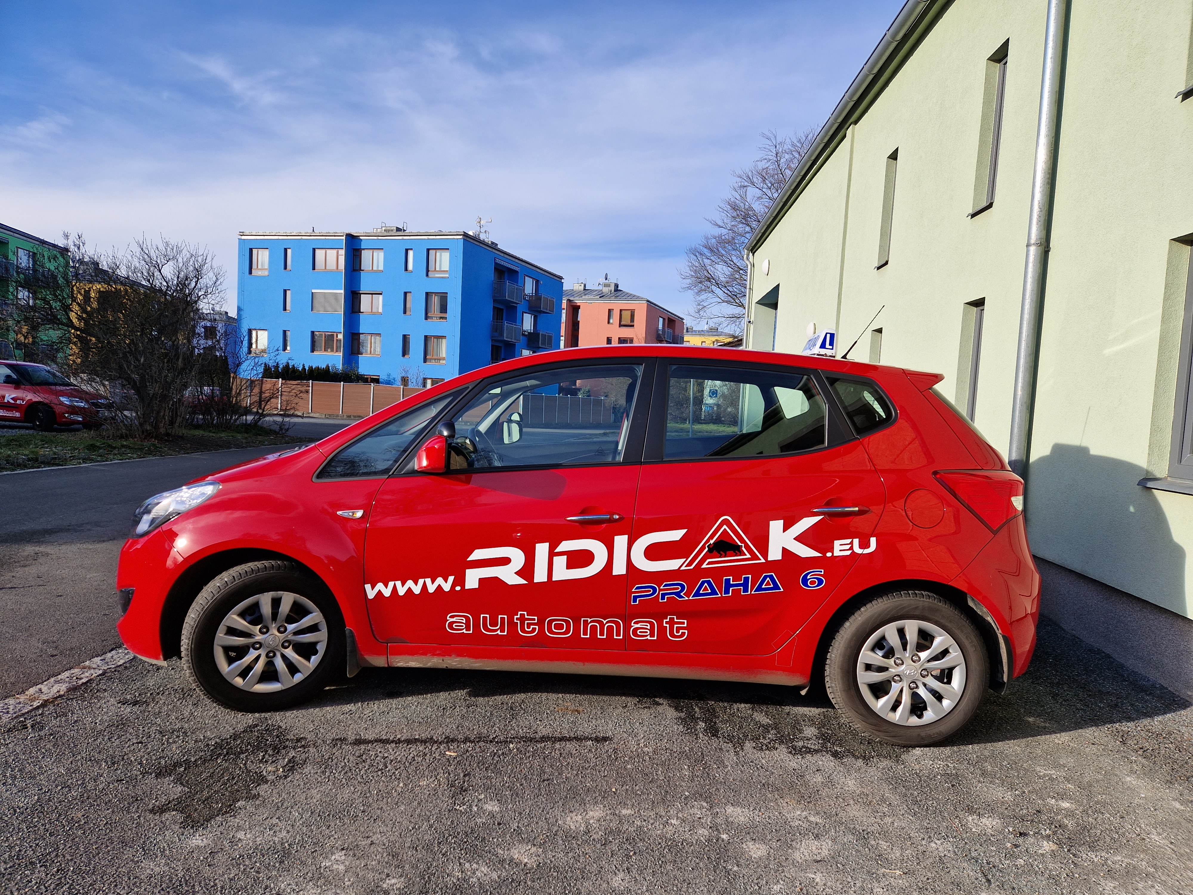 Fotografie autoškoly AUTOŠKOLA ZUBR v Praze (2)