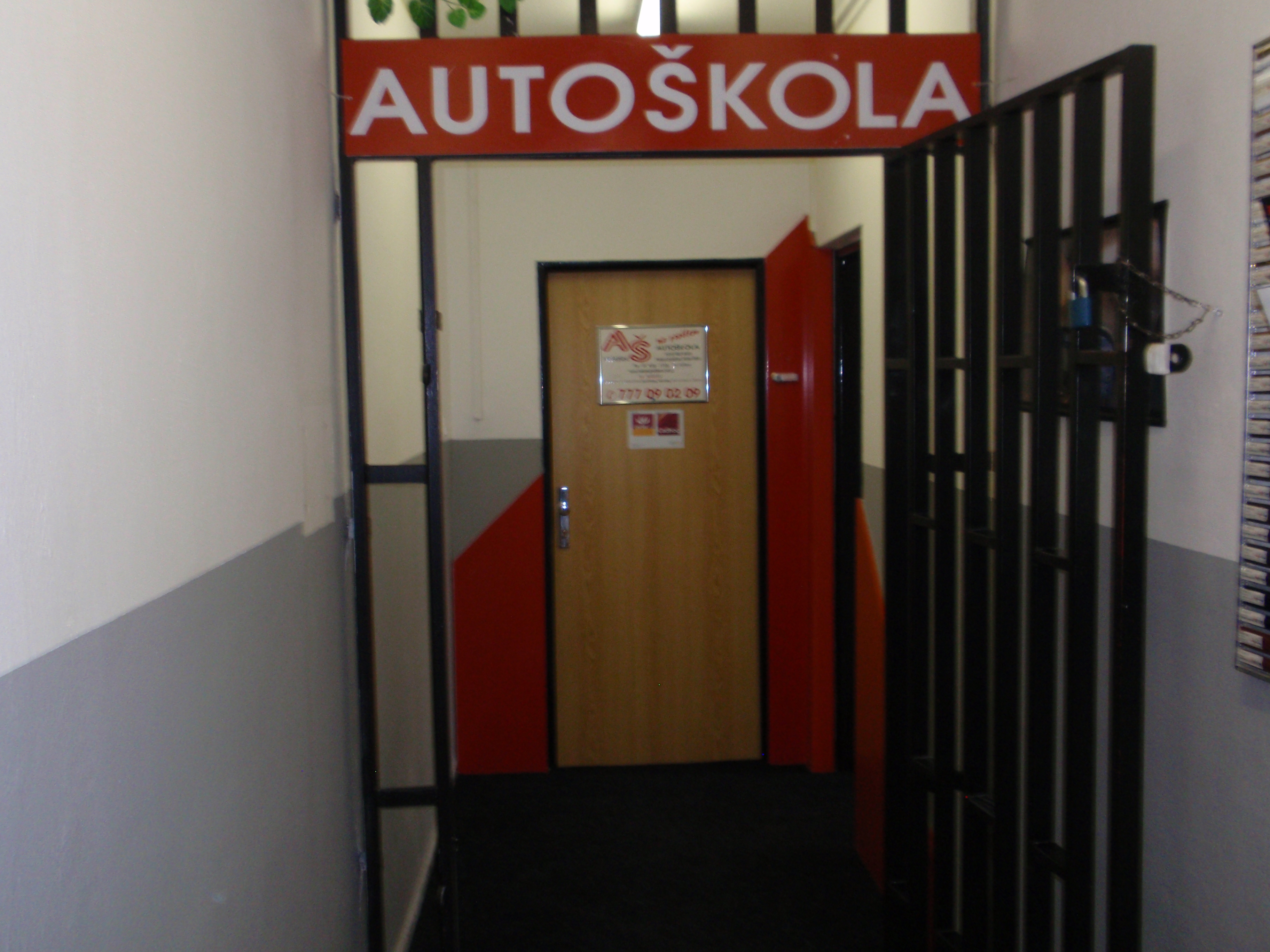 Fotografie autoškoly Autoškola IVETA NO PROBLEM v Havířově (2)
