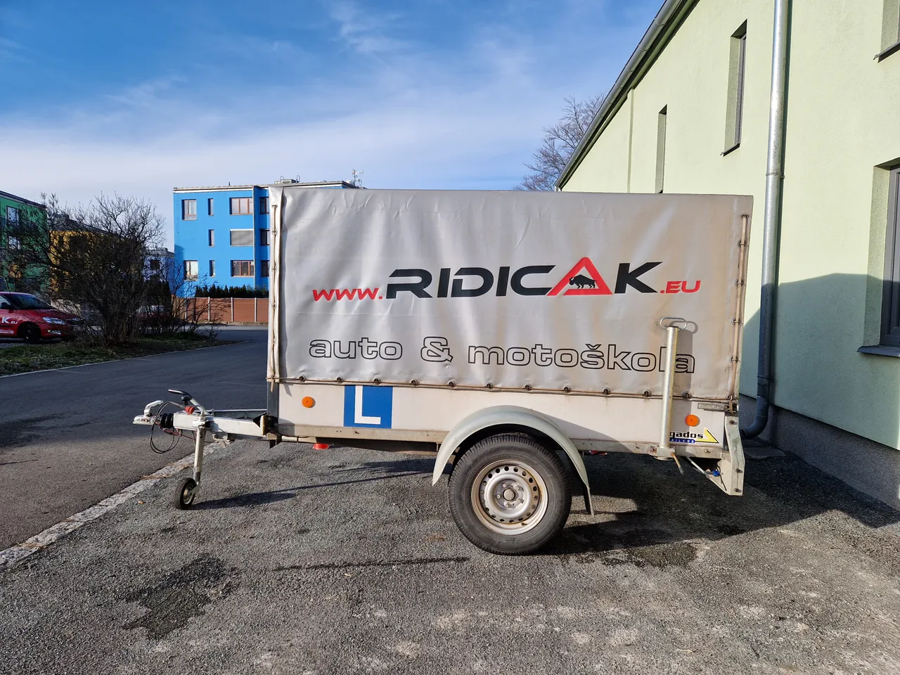 Fotografie autoškoly Autoškola MOTO&AUTOŠKOLA ZUBR v Praze (3)