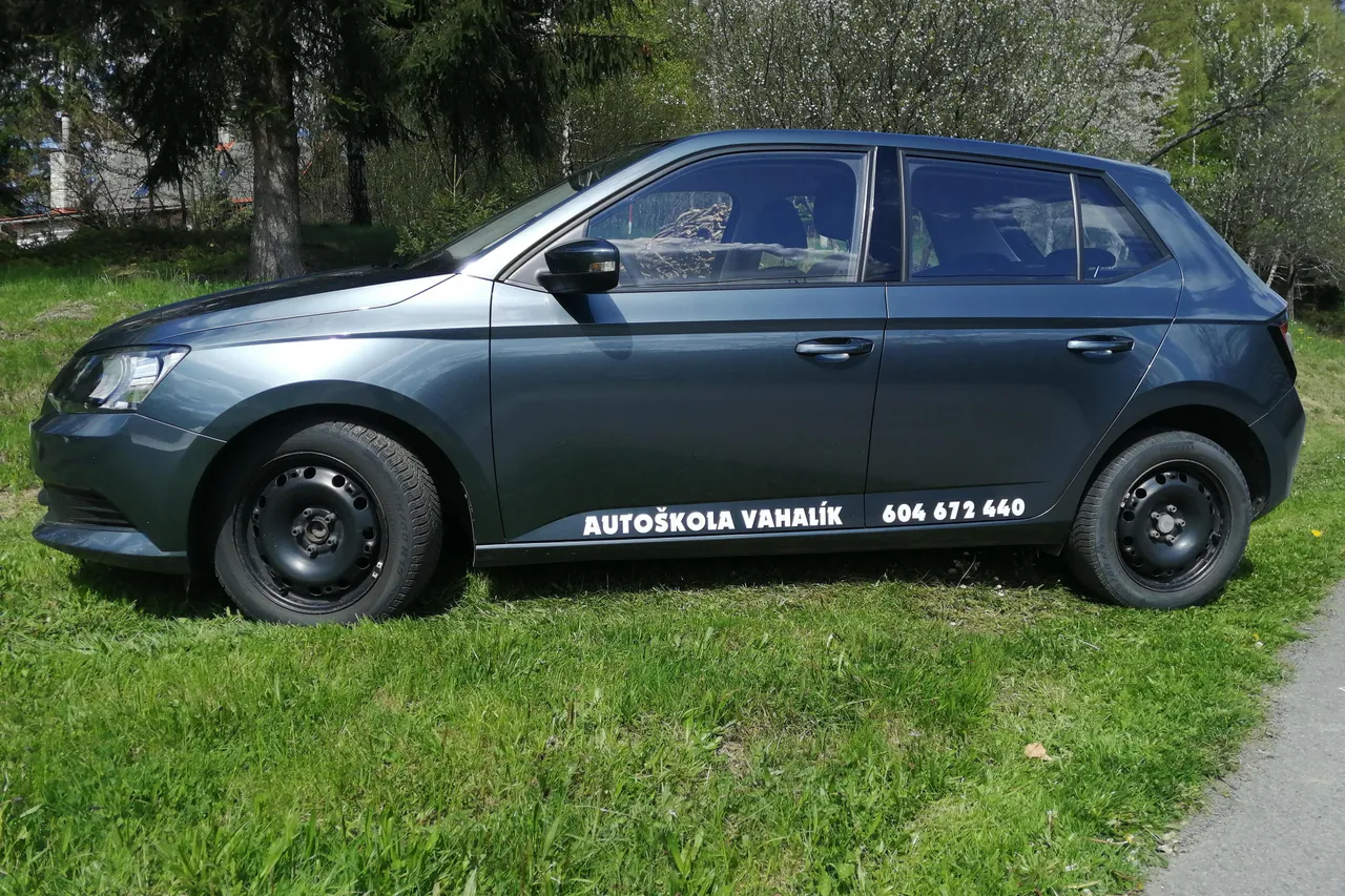 Fotografie autoškoly Autoškola Vahalík ve městě Rožnov pod Radhoštěm