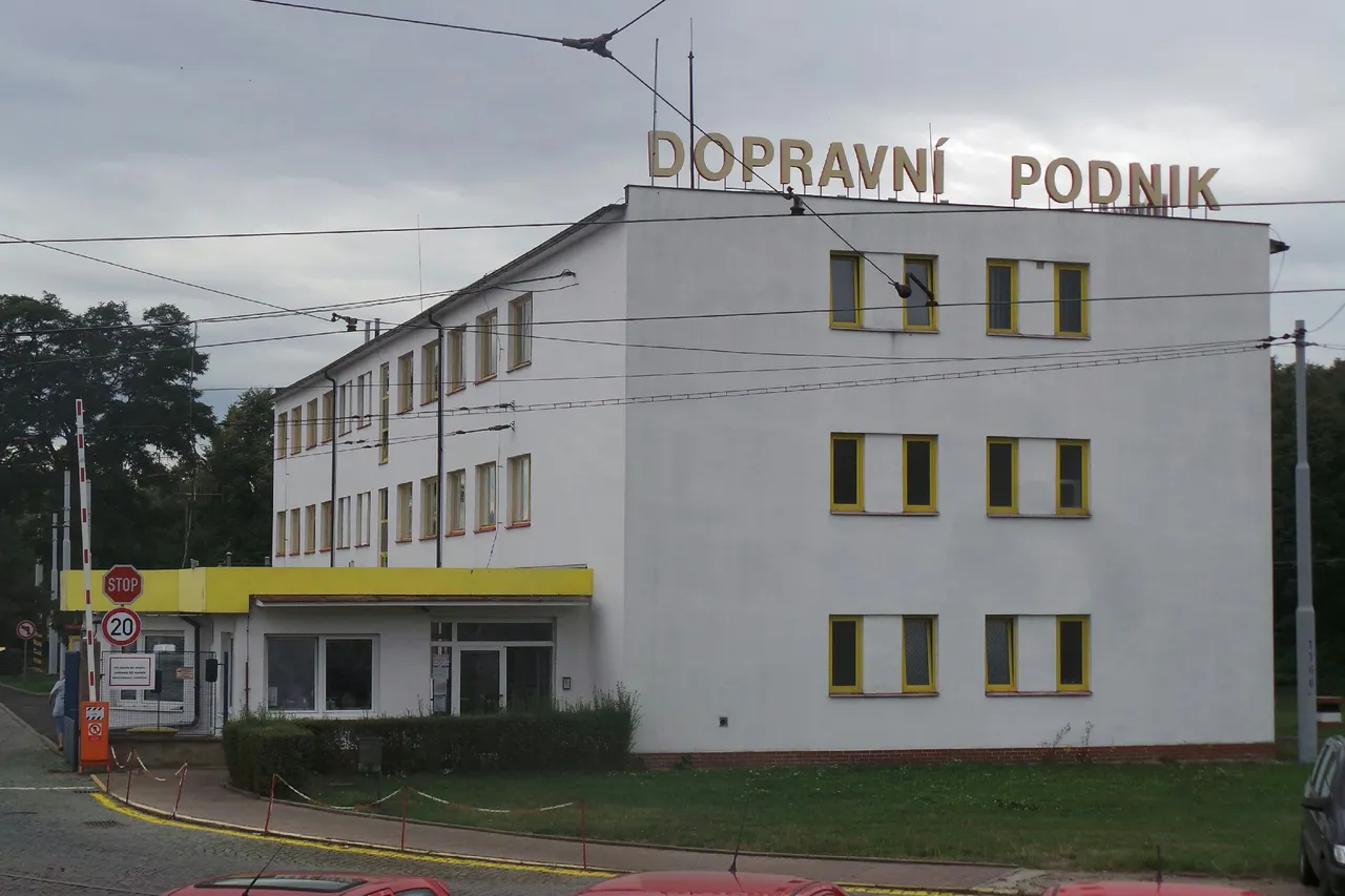 Fotografie autoškoly Autoškola - DOPRAVNÍ PODNIK měst Mostu a Litvínova, a.s. v Mostě (3)