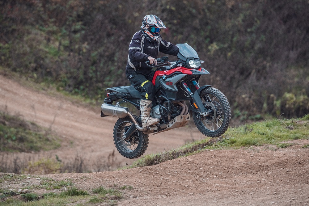 Fotografie autoškoly Autoškola Motoškola Přijďte se projet ve městě Radiměř (2)