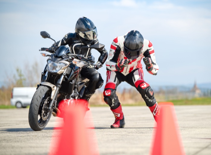 Fotografie autoškoly Autoškola Moto Training v Praze (2)