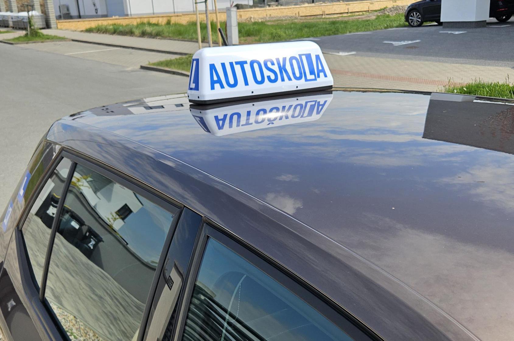 Fotografie autoškoly Autoškola Call v Hradci Králové