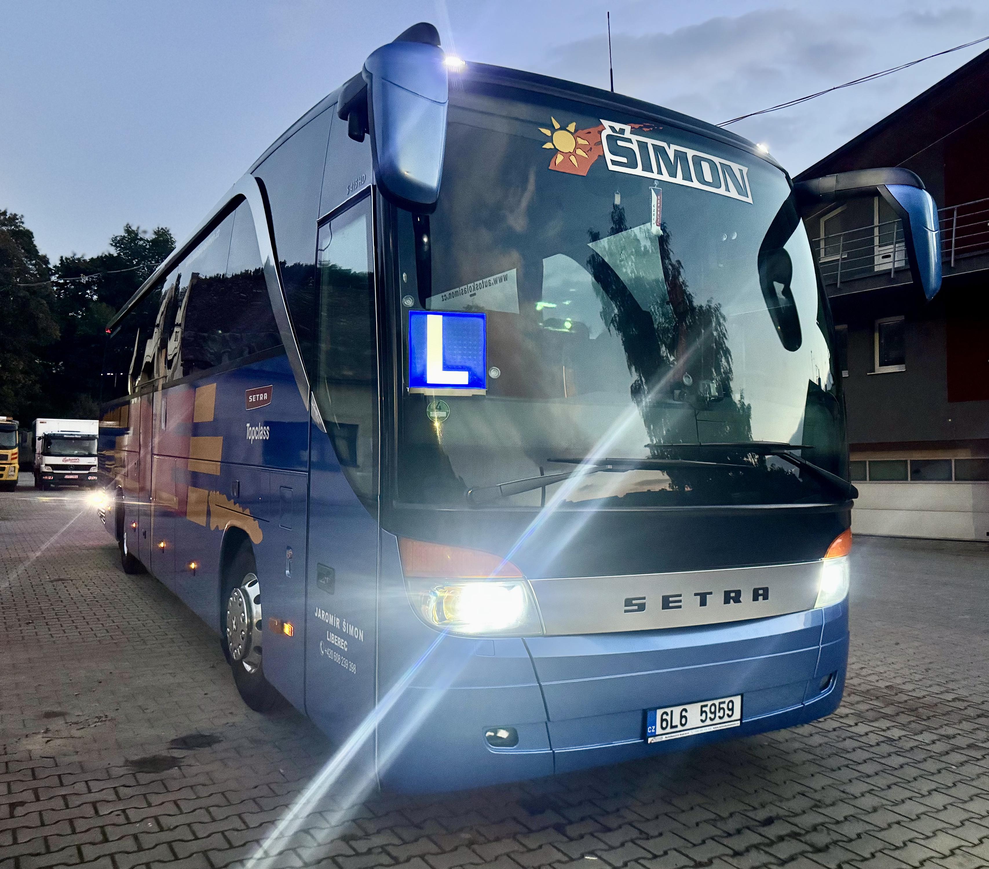Fotografie autoškoly Autoškola Autobusová doprava - Jaromír Šimon v Liberci (1)
