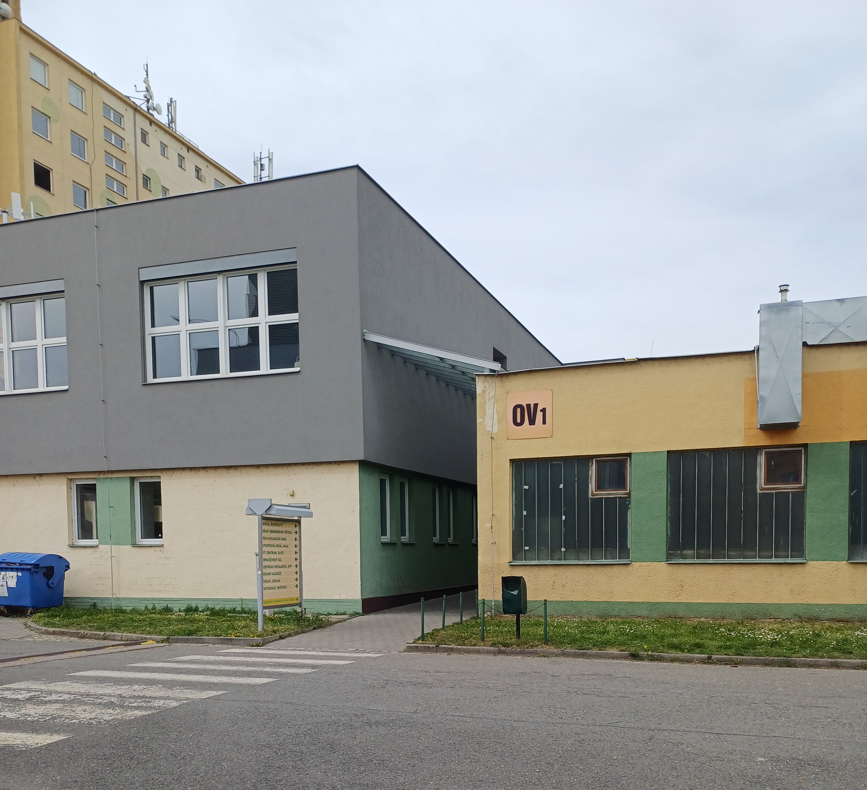Fotografie autoškoly Autoškola L.V.R v Olomouci (1)