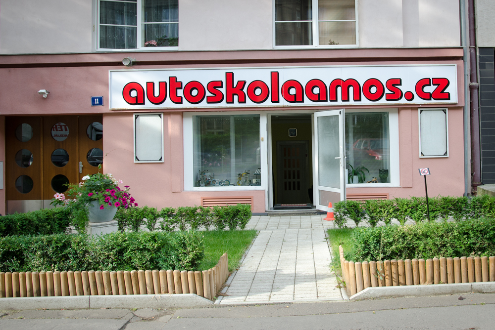 Fotografie autoškoly Autoškola Amos ve městě Unhošť (1)