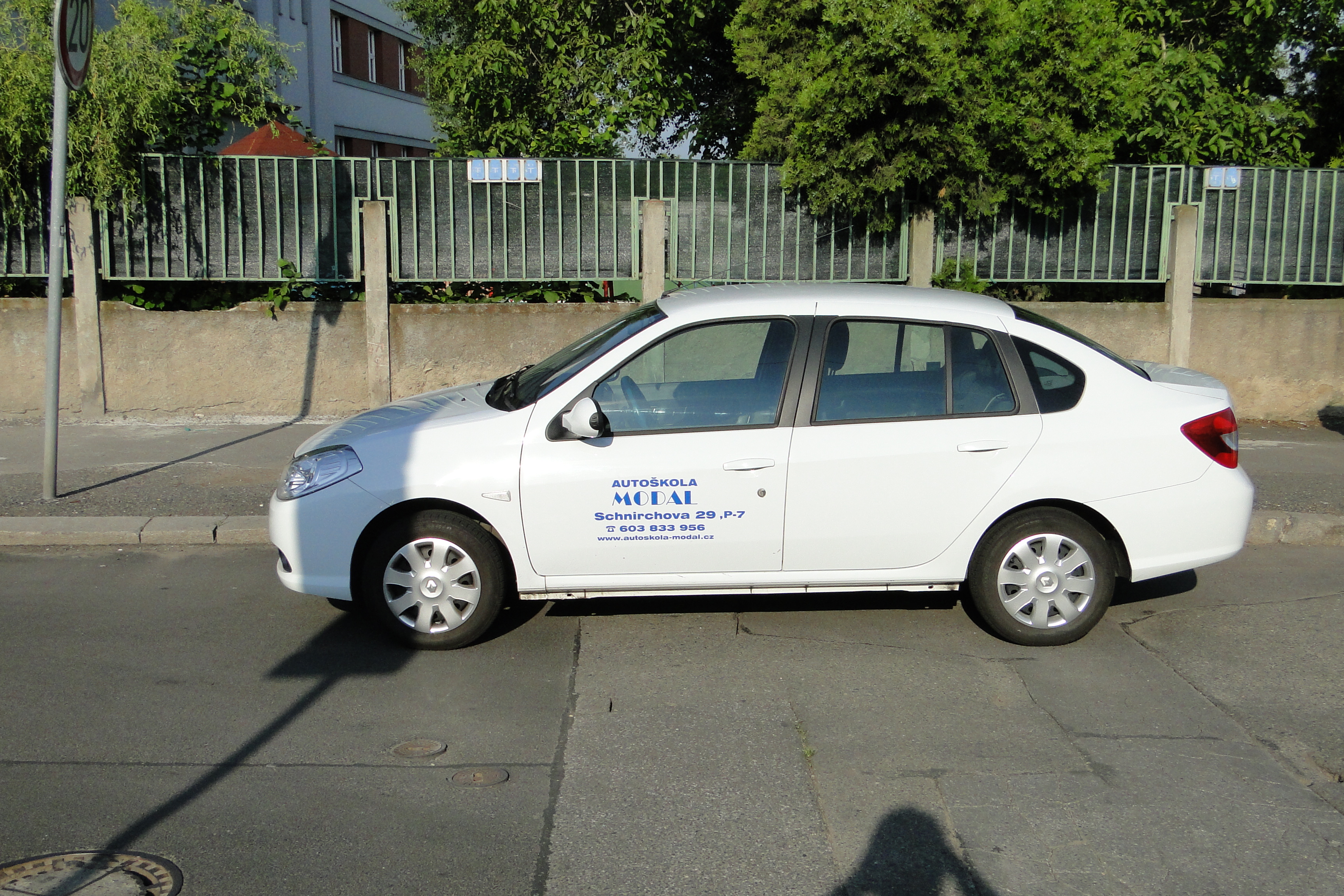 Fotografie autoškoly Autoškola Modal v Praze (1)